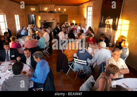 Cena di gala a Citadelles du Vin concorso vini bourg bordeaux francia Foto Stock