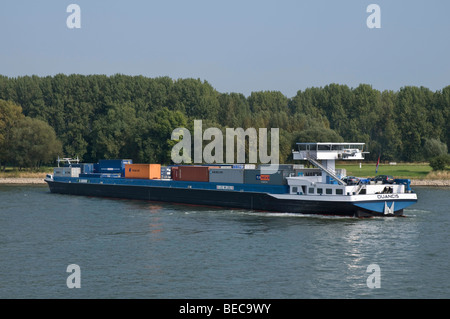 Barge, nave portacontainer Duancis sul fiume Reno vicino Bonn durante una manovra di rotazione, Renania settentrionale-Vestfalia, Germania, Europa Foto Stock