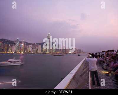 Tsim Sha Tsui Promenade, Isola di Hong Kong, Hong Kong, Cina, Asia Foto Stock