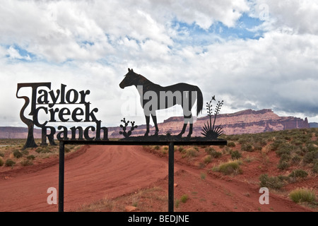 Taylor Creek Ranch segno vicino a Moab Utah Foto Stock