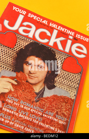 Jackie magazine fumetto per ragazze adolescenti popolare negli anni settanta in questa edizione pubblicata Febbraio 1975 Caratteristiche pop star David Essex Foto Stock