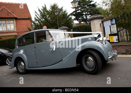 1951 auto nozze trionfo Foto Stock