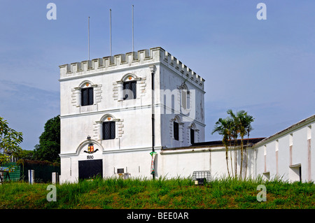 La Torre principale dello storico Fort Margherita di epoca coloniale (1879) a Kuching Sarawak Malesia Borneo Foto Stock