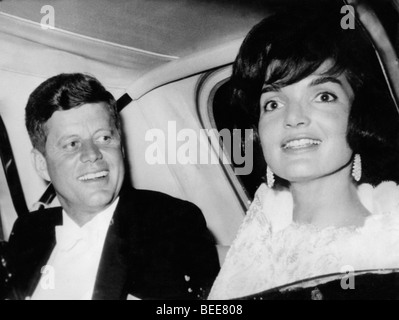 5043060 (900326) John F. (Fitzgerald Kennedy, amerikanischer Politiker (Presidente) mit circuizione Ehefrau Jacqueline ( Jackie )