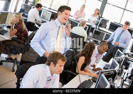 Vista del magazzino occupato commercianti Office Foto Stock