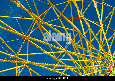 Evergreen State Fair close up di giallo ruota panoramica Ferris raggi Monroe Stato di Washington STATI UNITI D'AMERICA Foto Stock