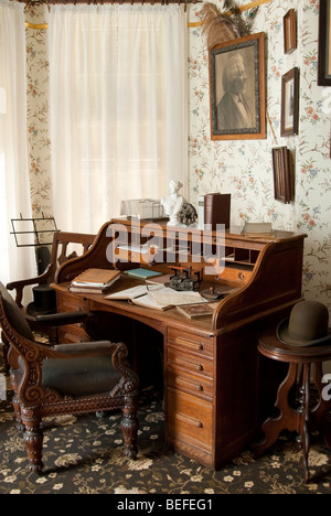Scrivania personale di Frederick Douglass nel suo lato Cedar Hill home in Anacostia, Washington DC Foto Stock