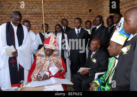 Nozze di re mumbere charles Wesley di Bakonzo alla regina Agnese, Kasese, Rwenzori Mountains, ovest dell Uganda, Africa Foto Stock