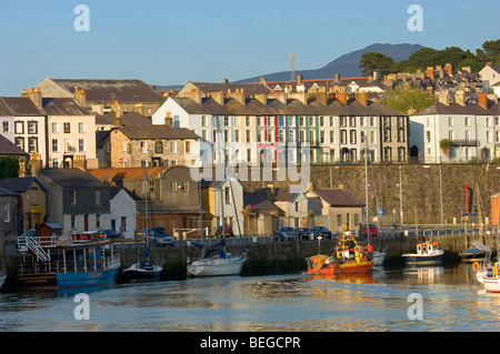 Caernarvon Harbour e il fiume Seiont, Caernarvon, Galles, Regno Unito. Foto Stock