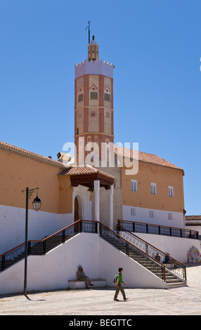 Moschea e minareto di Chefchaouen Marocco Foto Stock