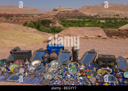 Display del negozio di souvenir a Ait Ben Haddou Kasbah Ouarzazate Marocco Foto Stock