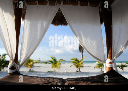 Spiaggia dell'isola di Holbox, la penisola dello Yucatan, il Mare dei Caraibi, Messico Foto Stock