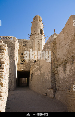 Città vecchia di El Qasr in Dakhla Oasis, Deserto Libico, Egitto Foto Stock