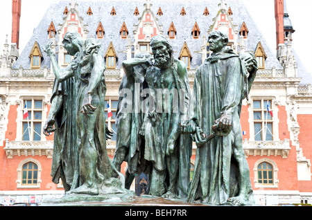 Calais, i borghesi di Calais, statua di Rodin davanti al Municipio Foto Stock