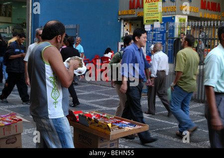 Strada di São Paulo. São Paulo, Brasile. 13/06/2007. Foto Stock