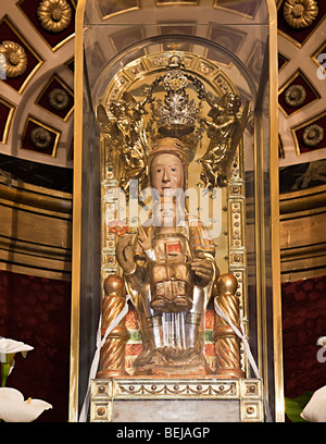 Statua della Vergine Madonna di San Salvadore chiesa nel Sanctuari Sant Salvador Arta Mallorca Spagna Spain Foto Stock