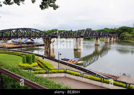 Il ponte sul fiume Kwai, Ferrovia della Morte, Kanchanaburi Thailandia Foto Stock