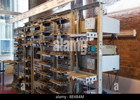 Manchester Mark 1 primo programma memorizzato computer presso il Museo della Scienza e dell'industria (MOSI), Liverpool Road, Manchester REGNO UNITO Foto Stock