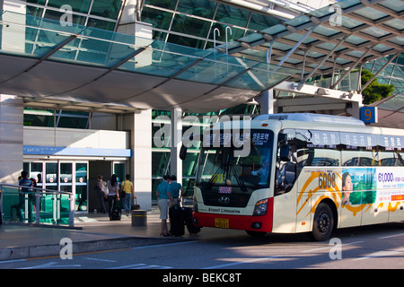 Airport Express Bus all'Aeroporto Internazionale di Incheon a Seoul COREA DEL SUD Foto Stock