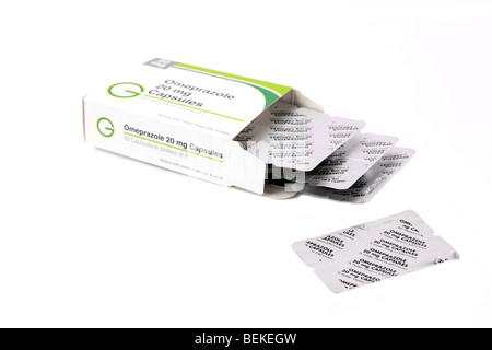 Casella e confezioni blister di omeprazolo Gastro-Resistant capsule impiegate per il trattamento di ulcere Foto Stock