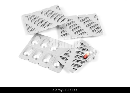 Blister di omeprazolo Gastro-Resistant capsule impiegate per il trattamento di ulcere Foto Stock