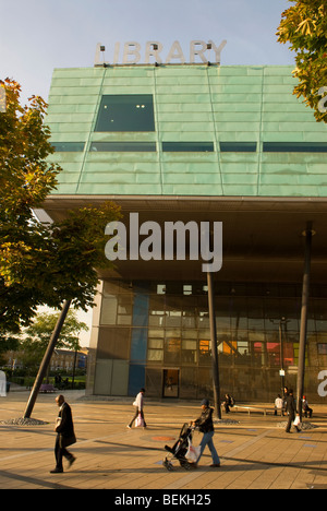 Esterno della Peckham Library, Peckham, Southwark, Londra UK. Foto Stock