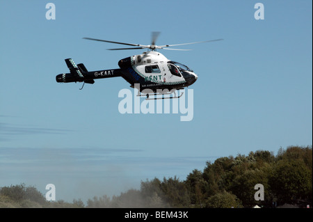 Kent Air Ambulance in atterraggio a Fowlmead Country Park, durante la vacanza della banca patrimonio minerario Festival 2009 Foto Stock