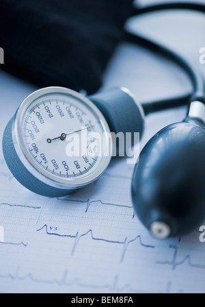 Monitor della pressione del sangue Foto Stock
