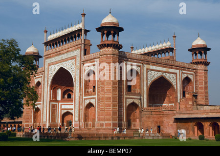 Darwaza-i-rauz gateway al Taj Mahal, Agra, India Foto Stock