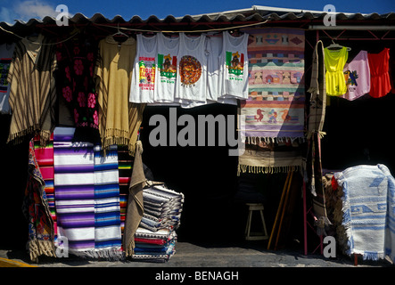 Tappeto messicano, Messicana, Tappeti, Mercato, Plaza Garibaldi, Avenida Tulum, Cancun Quintana Roo, Yucatan, la penisola dello Yucatan, Messico Foto Stock