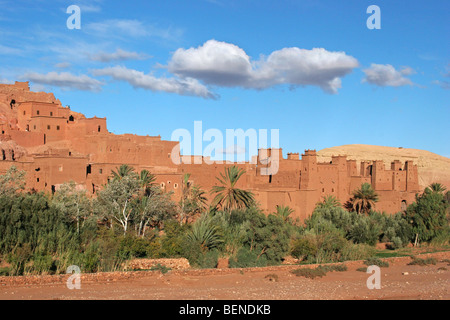 Kasbah / casbah di Aït Benhaddou / Ksar di Ait-Ben-Haddou, città fortificata in Souss-Massa-Drâa, Marocco, Africa del Nord Foto Stock