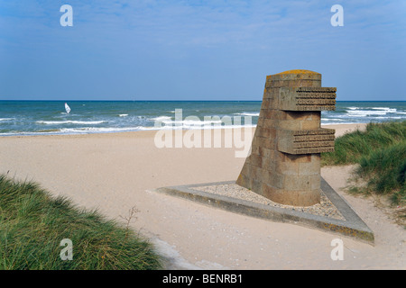 Seconda guerra mondiale due Monumento della Liberazione a WW2 Juno Beach, Courseulles-sur-Mer, Normandia, Francia Foto Stock