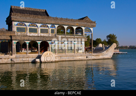 La barca di marmo della purezza e della semplicità ( Qing Yan Fang ) Summer Palace Beijing Foto Stock