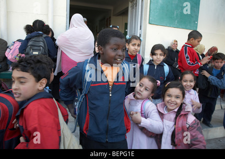 Egitto immagine mostra i rifugiati sudanesi che vivono in Alessandria. I bambini che frequentano la scuola privata, ancora el Hesshan. Foto Stock