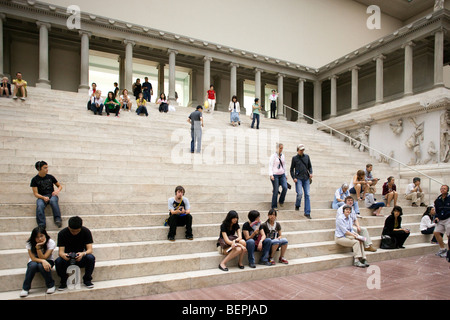 Altare di Pergamon Nel Pergamon Museum di Berlino, Germania Foto Stock