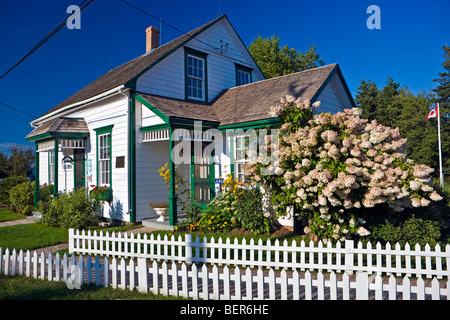 Luogo di nascita di Lucy Maud Montgomery, autore di Anne di Green Gables, in New London, airone cenerino unità costiere, Queens, Anne's Land Foto Stock