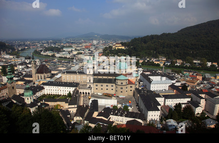 Austria, Salisburgo, città vecchia, antenna vista panoramica Foto Stock