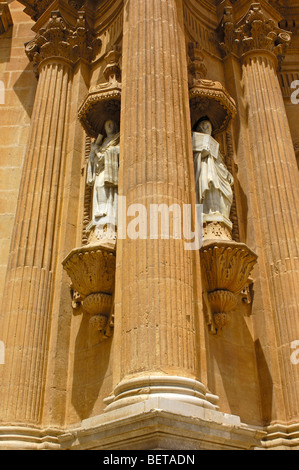 La facciata della Cattedrale di Guadix. El Marquesado area. Xvi secolo. Granada. Spagna. Foto Stock