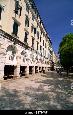 Grecia, Isole Ionie, Corfù, Kerkyra, città vecchia, Spianada, Liston Foto Stock