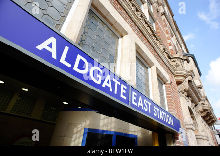 La stazione della metropolitana di Aldgate East. Londra. La Gran Bretagna. Regno Unito Foto Stock