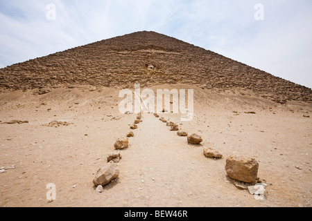 Ingresso Piramide Rossa del faraone Snofru, Dahshur, Egitto Foto Stock