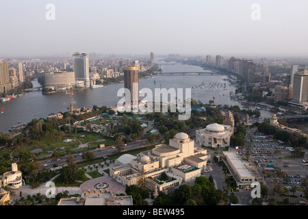 Vista dalla Torre di Cairo a Il Cairo e il Nilo al Cairo, Egitto Foto Stock