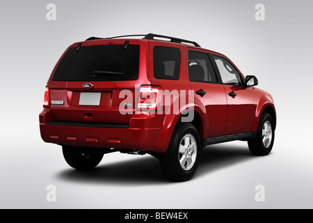 2010 Ford Escape XLT in rosso - angolo posteriore vista Foto Stock