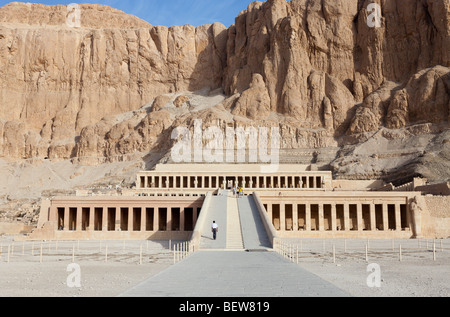 Tempio mortuario della Regina Hatshepsut, Luxor, Egitto Foto Stock