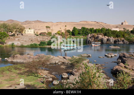 Fiume Nilo cataratta, Aswan, Egitto Foto Stock
