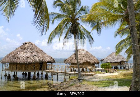 Yandup Island Lodge Off Playon Chico nelle isole San Blas Panama Foto Stock