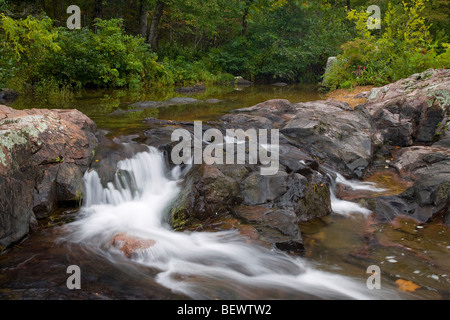 Cascate rocciose, Ozark National Scenic Riverways, Missouri Foto Stock