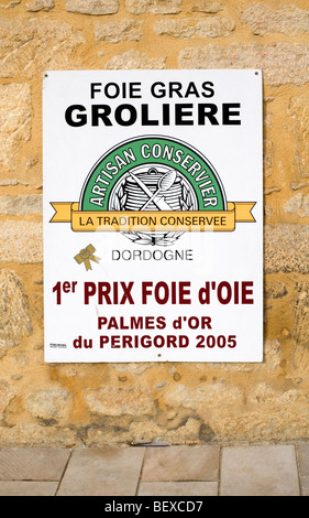 Il Foie Gras shop segno, Sarlat, Dordogne, a sud ovest della Francia, Europa Foto Stock