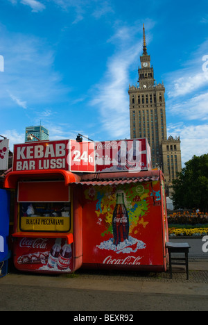 Chiusa 24 ore stand kebab nel centro di Varsavia Polonia Europa Foto Stock