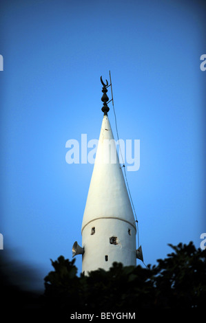 La moschea della città nel centro di Kalkan al tramonto Foto Stock